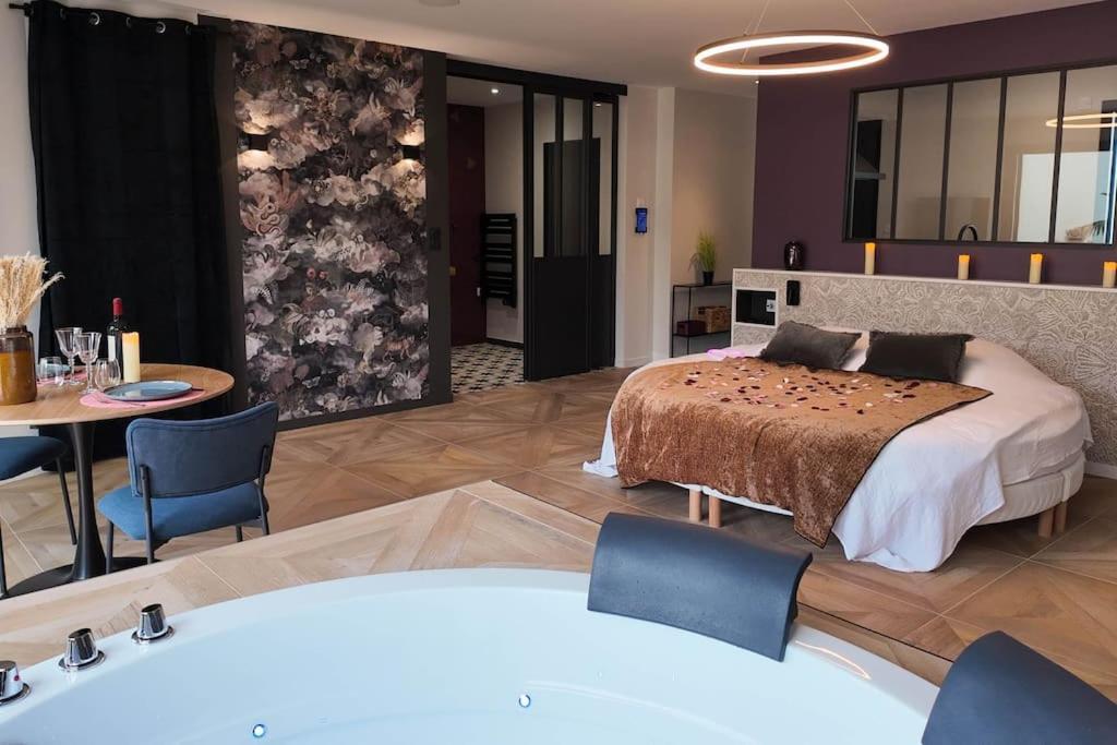Les Suites Du Payre - Suite Passion Talmont-Saint-Hilaire Exteriör bild